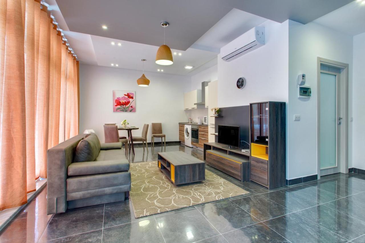 Chalet Apartments Sliema Exteriör bild