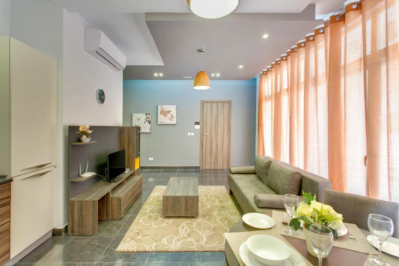 Chalet Apartments Sliema Exteriör bild