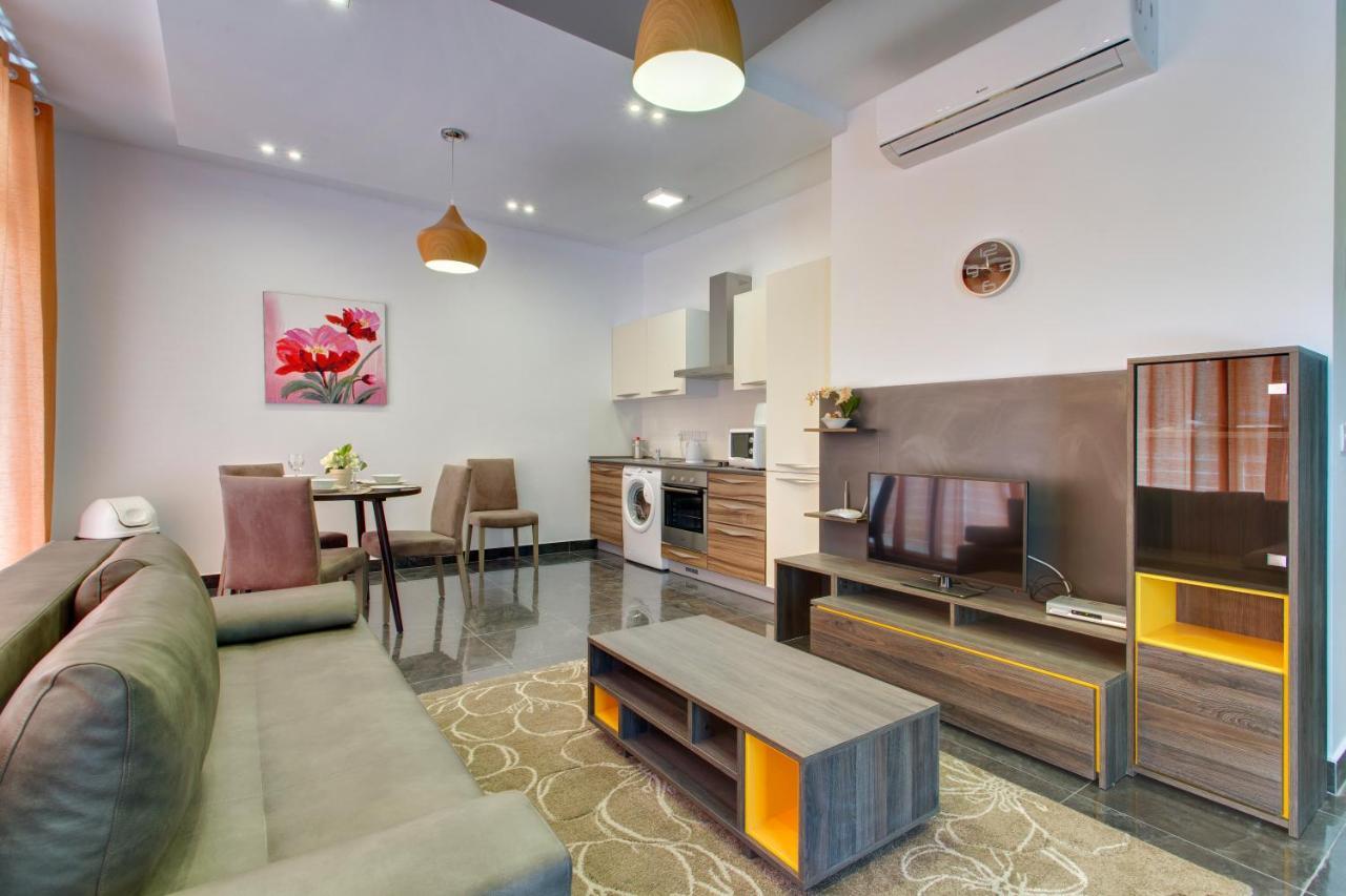 Chalet Apartments Sliema Exteriör bild