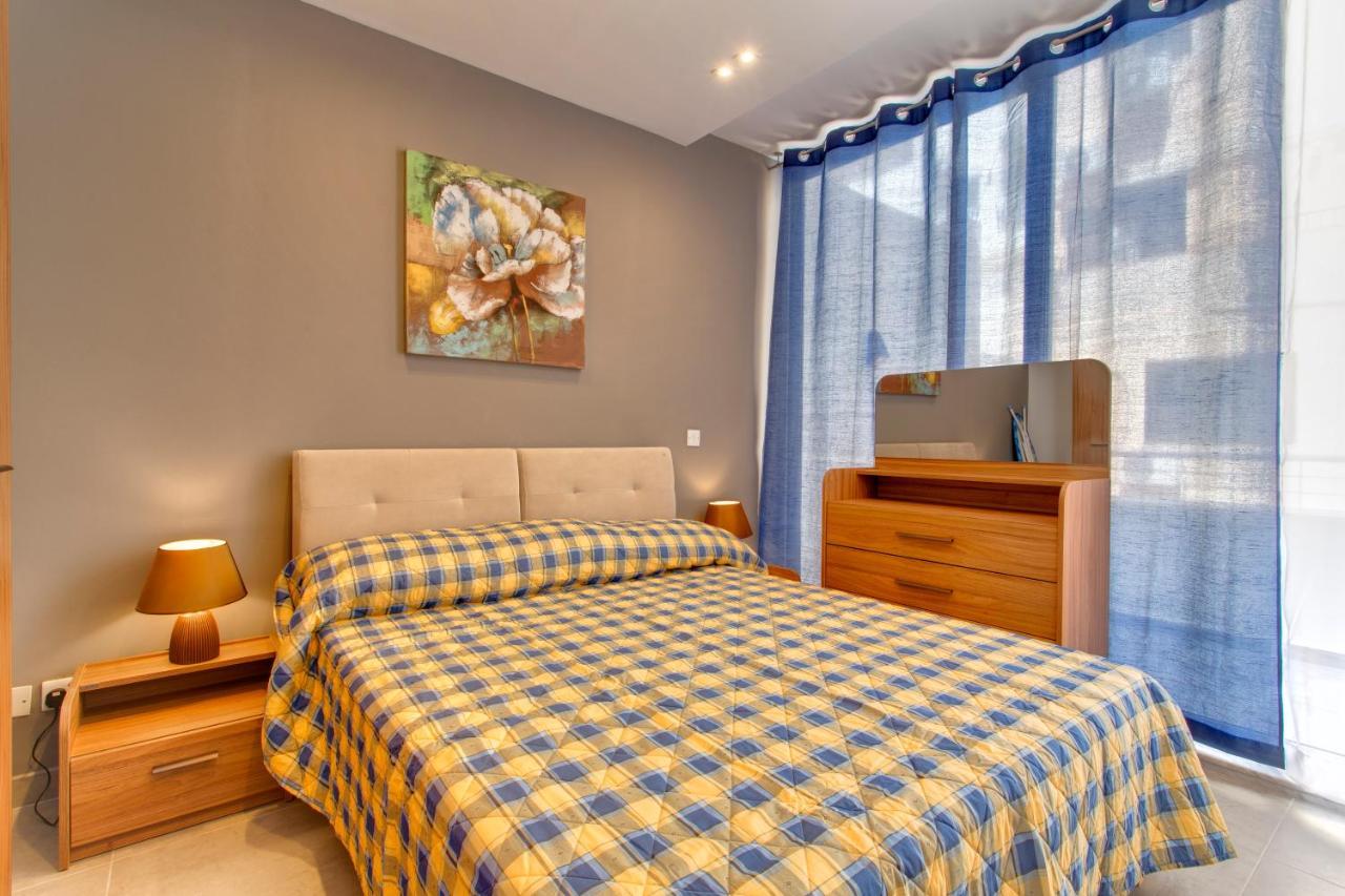 Chalet Apartments Sliema Exteriör bild