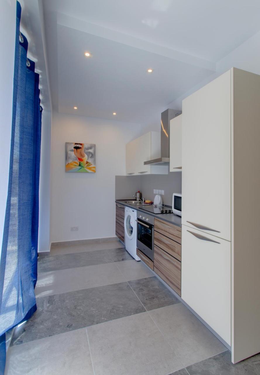 Chalet Apartments Sliema Exteriör bild